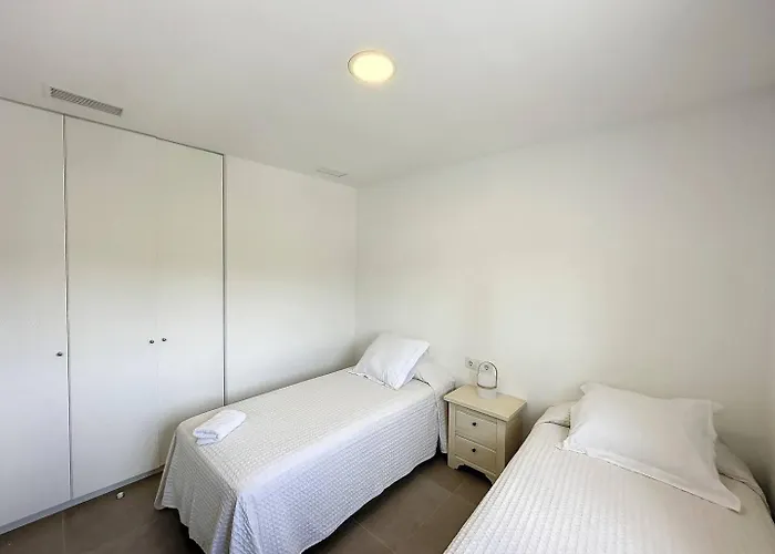 Ses Salines Saranalet פורנלס